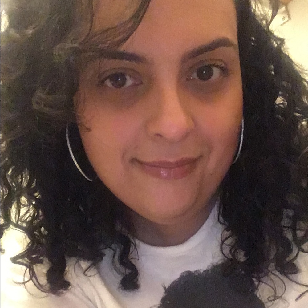 Meet your Posher, Samantha